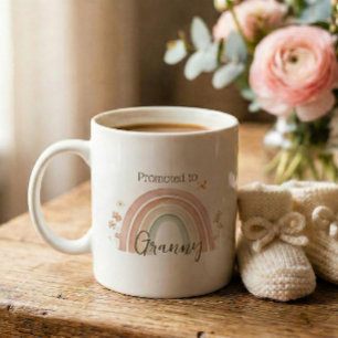 Taza De Café Gif de anuncio de embarazo de abuela