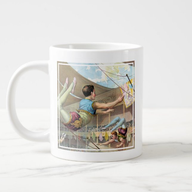 Taza De Café Gigante Acróbatas Masculinos Actuando En Un Circo (Izquierda)