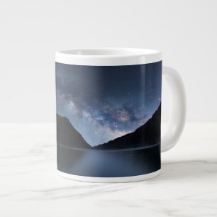 Taza De Café Gigante Agua   Lakeshore de noche