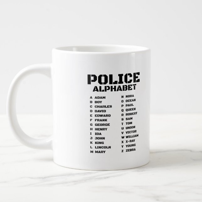 Taza De Café Gigante Alfabeto policial de Adam a Zebra (Izquierda)