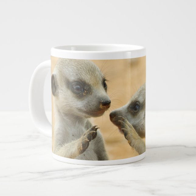 Taza De Café Gigante Animales de bebé más afectados | Dos Merkats Jóven (Izquierda)