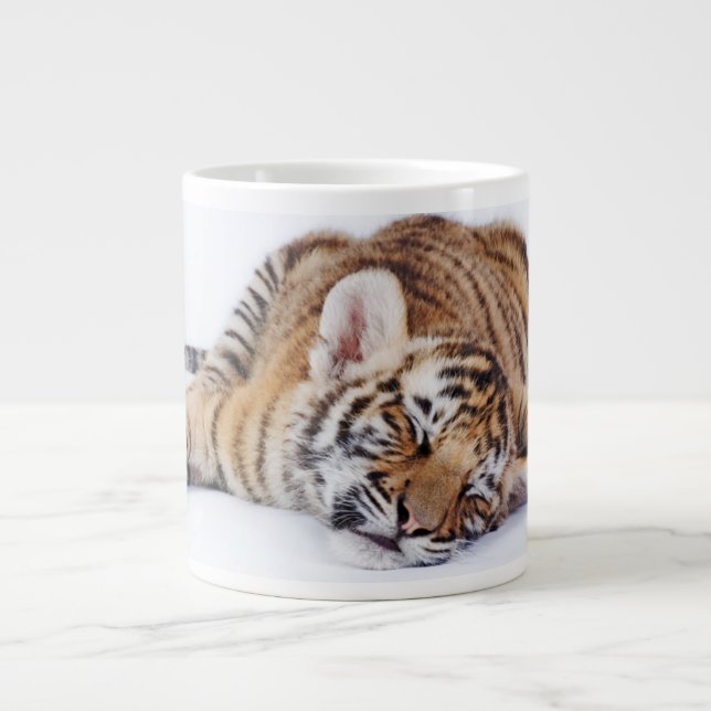 Taza De Café Gigante Animales de bebé más afectados | Tubería de tigre  (Frente)