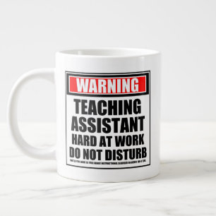 Taza De Café Gigante Asistente De Advertencia En El Trabajo