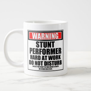 Taza De Café Gigante Aviso: El intérprete de Stunt trabaja duro