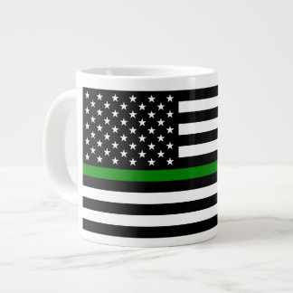 Taza De Café Gigante Bandera delgada de la Línea Verde: Veteranos milit