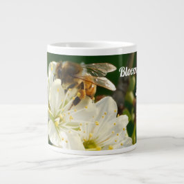 Taza De Café Gigante Bee & Blossom Macro | Personalized Name Mug