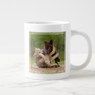 Taza De Café Gigante Cachorros de lobo gris luchando
