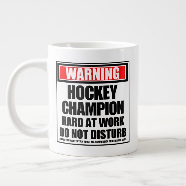 Taza De Café Gigante Campeón de hockey sobre advertencia trabajando dur (Izquierda)