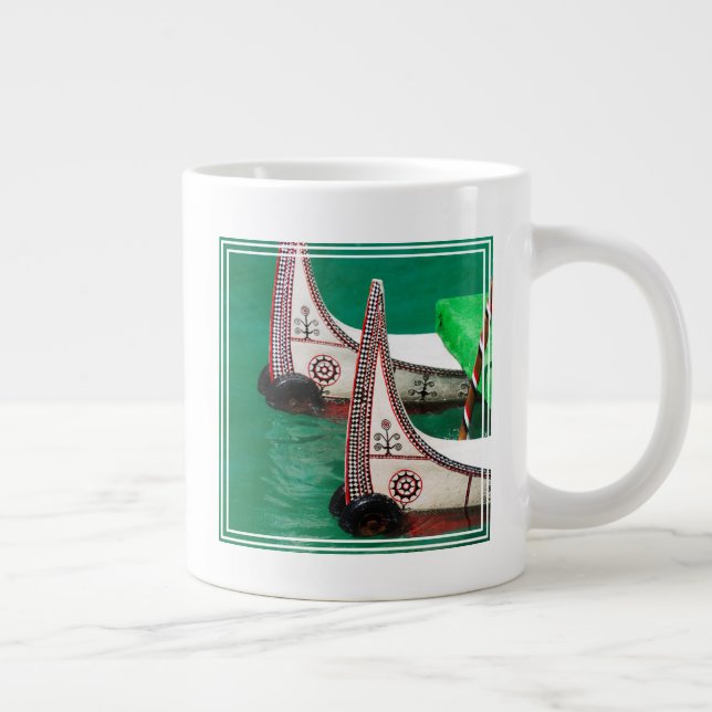 Taza De Café Gigante Canoa de la gente aborigen (Derecha)