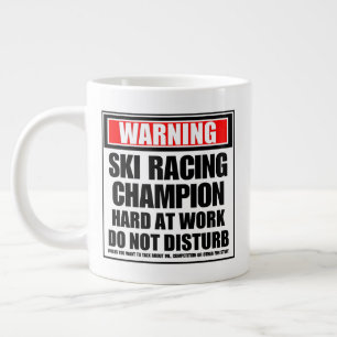 Taza De Café Gigante Carreras De Esquí De Aviso Duramente En Trabajo