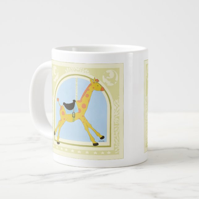 Taza De Café Gigante Carrusel Giraffe por June Erica Vess (Izquierda)