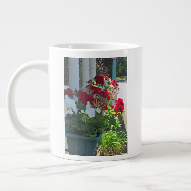 Taza De Café Gigante Casilla de flores Geraniums - Viñedo de Martha (Izquierda)