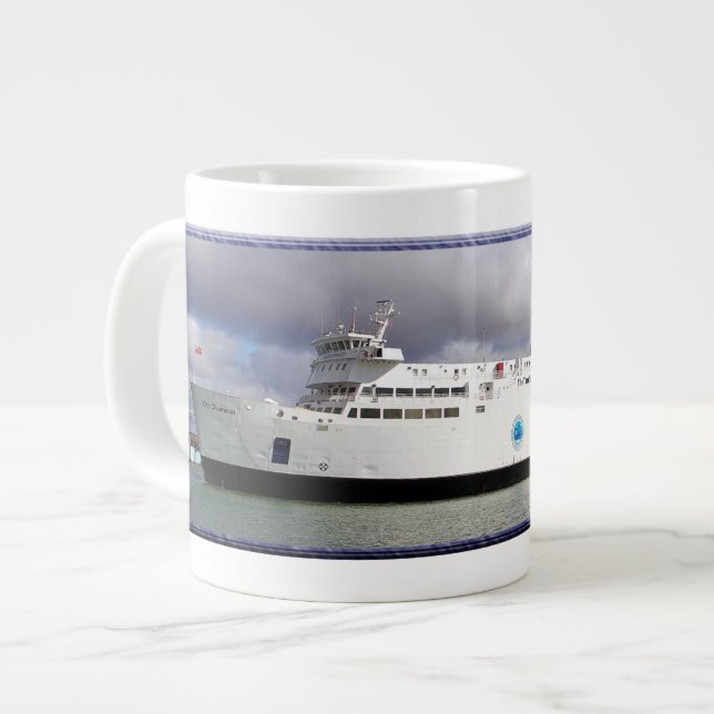 Taza De Café Gigante Chi Cheemuan jumbo mug (Izquierda)