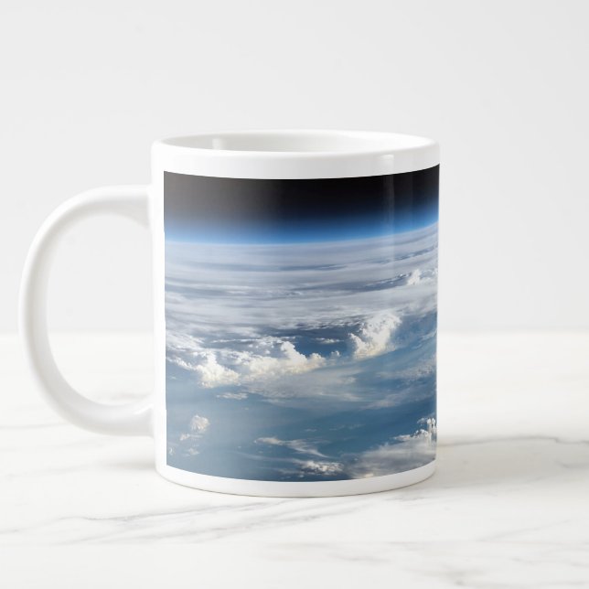 Taza De Café Gigante Cielos nublados sobre Sudán (Izquierda)