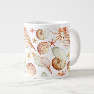 Taza De Café Gigante Coral con las cáscaras y el modelo de los
