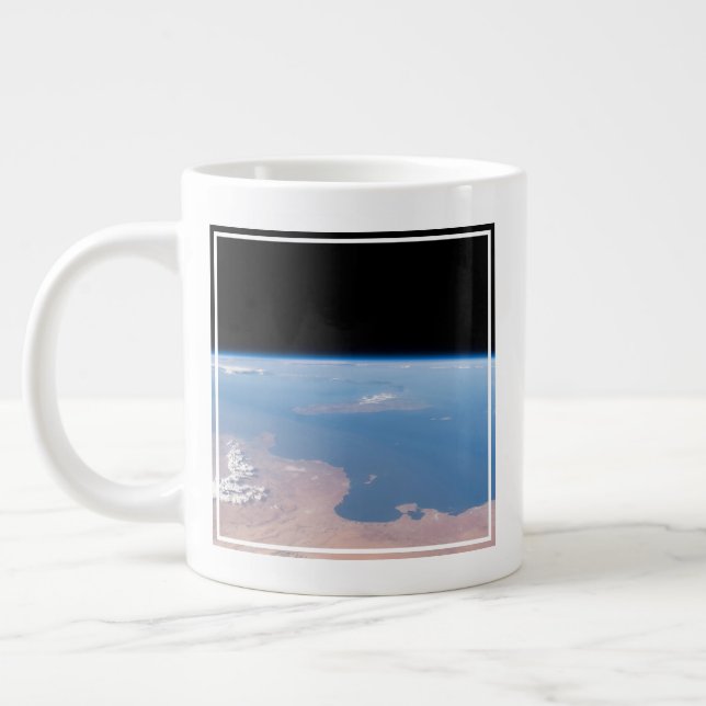 Taza De Café Gigante Costas De Túnez Y Libia E Isla De Sicilia (Izquierda)