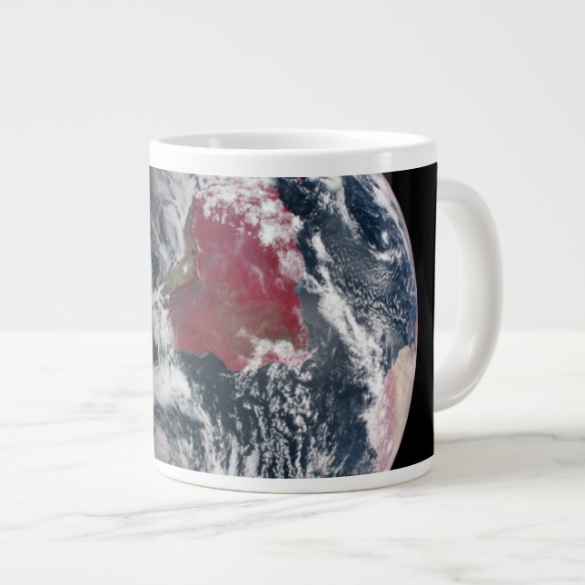 Taza De Café Gigante Crecimiento De Las Plantas En El Planeta Tierra. (Derecha)