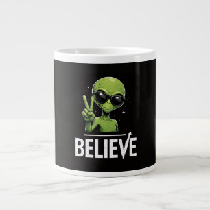 Taza De Café Gigante Cree en nosotros