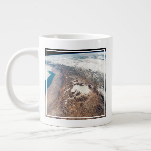 Taza De Café Gigante Desierto De Atacama Y Plantas De Sal En Los Andes (Izquierda)