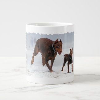 Taza De Café Gigante ¡Doberman y Pin del minuto - MIRADA! ¡Un mini yo!