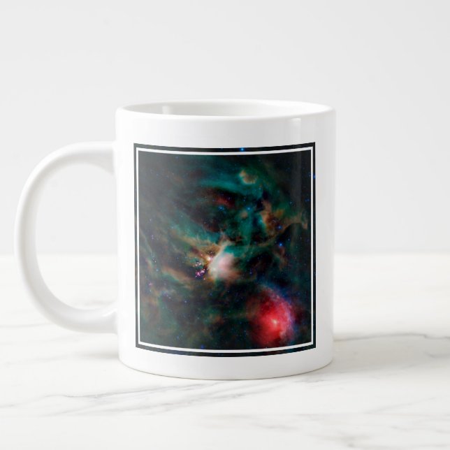 Taza De Café Gigante El Complejo Nuboso Rho Ophiuchi. (Izquierda)