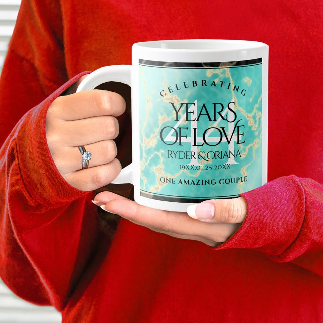 Taza De Café Gigante Elegante 44° Aniversario Boda Turquesa (44th wedding anniversary jumbo mug held by woman sporting a wedding ring and red sweatshirt.)