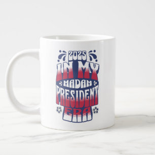 Taza De Café Gigante En mi Kamala Harris Madam President Era 2025