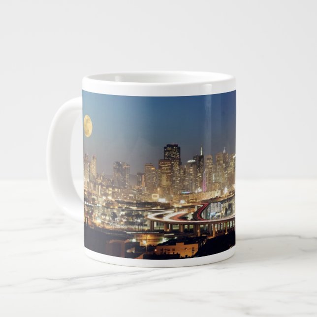 Taza De Café Gigante En San Francisco (Izquierda)
