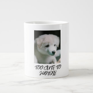 Taza De Café Gigante "Encanto de Cachorro Blanco Esponjoso"