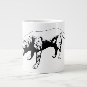 Taza De Café Gigante Enfoque en calma en monocromo