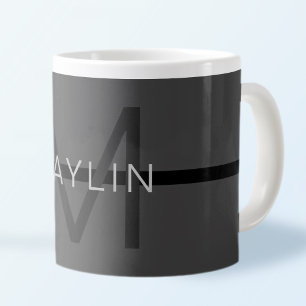 Taza De Café Gigante Estilo Masculino Nombre y Monograma Gris Oscuro