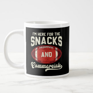Taza De Café Gigante Estoy Aquí Por Los Snacks Y Los Comerciales De Fút