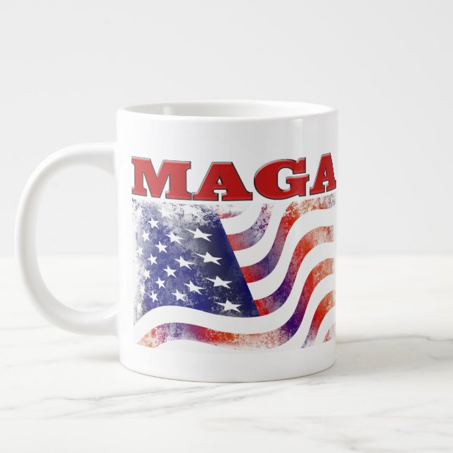 Taza De Café Gigante Estrellas de MAGA y texto medio de rayas (Izquierda)