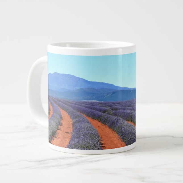 Taza De Café Gigante Filas de plantas de Lavanda en Bloom, Tasmania Mug (Izquierda)