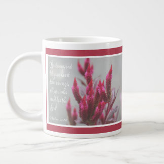 Taza De Café Gigante Floral rosa, con verso del salmo 31:24