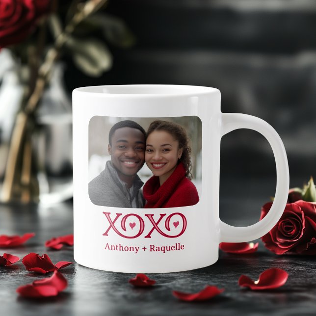 Taza De Café Gigante Foto personalizada de XOXO abrazos a besos (Shown on a Jumbo mug)