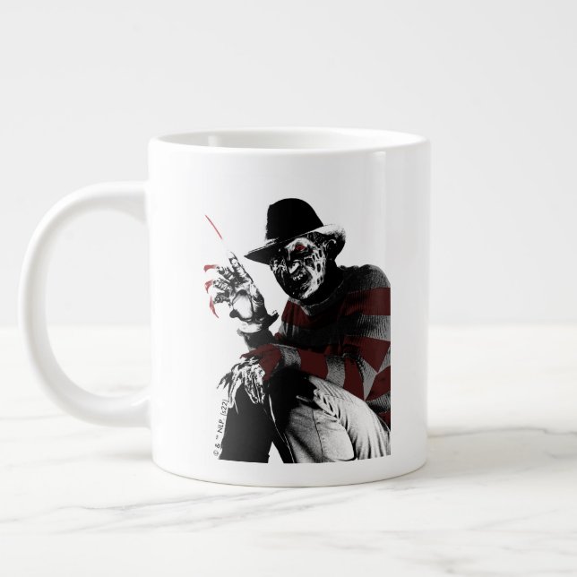 Taza De Café Gigante Freddy vs. Jason | Freddy Viendo Rojo (Izquierda)