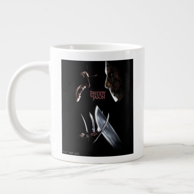 Taza De Café Gigante Freddy vs. Jason | Poster teatral (Izquierda)