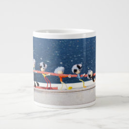 Taza De Café Gigante Fubby's die een lijn lieren van een Zeilboot.
