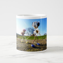 Taza De Café Gigante Fubby's in natuur met madeliefjes.
