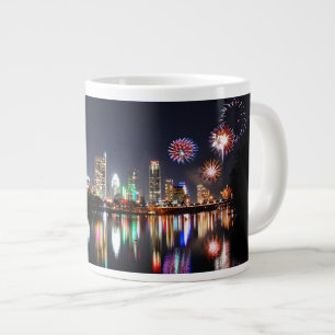Taza De Café Gigante Fuegos artificiales del centro de Austin Texas Nig