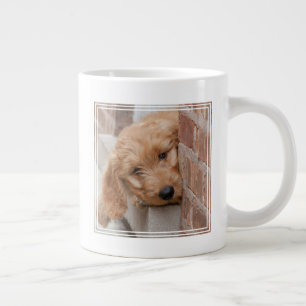 Taza De Café Gigante Goldendoodle cachorro picado