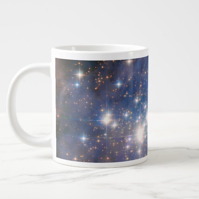 Taza De Café Gigante Grupo de estrellas Trumpler 14. (Izquierda)