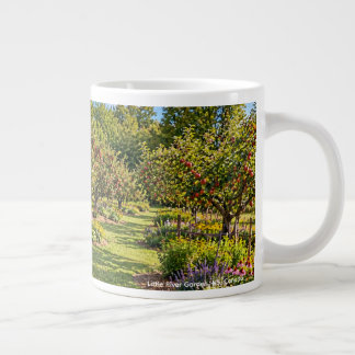 Taza De Café Gigante Huerto de manzanas, manzanos y manzanas