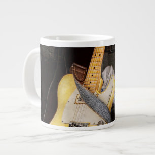 Taza De Café Gigante Instrumento - Guitarra - Tocando en una banda