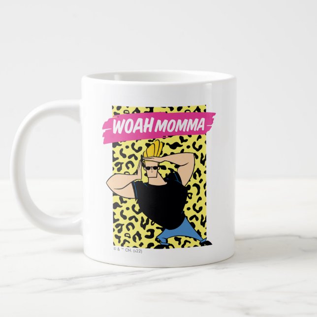 Taza De Café Gigante Johnny Bravo - Woah Momma (Izquierda)