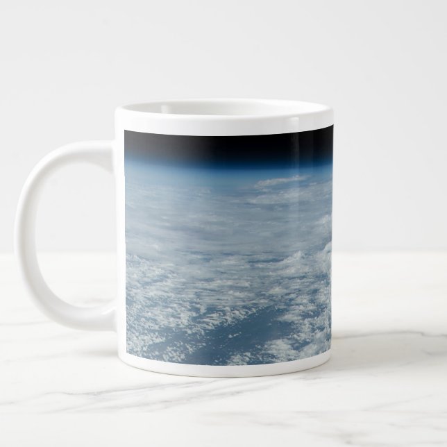 Taza De Café Gigante La Costa Del Océano Índico De Kenia Y Somalia. (Izquierda)