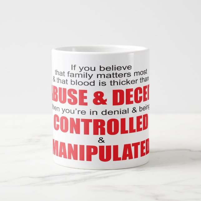 Taza De Café Gigante La decisión de controlar el abuso familiar  (Frente)