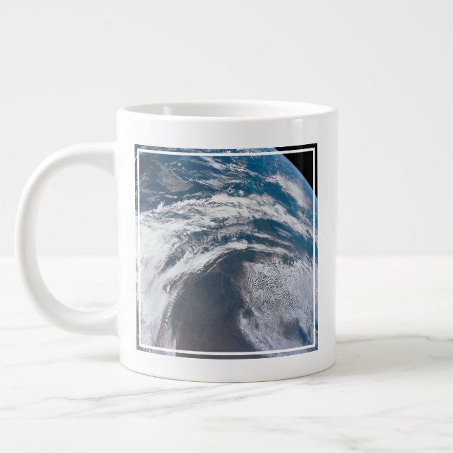 Taza De Café Gigante La Tierra Desde La Nave Espacial Apolo 12. (Izquierda)