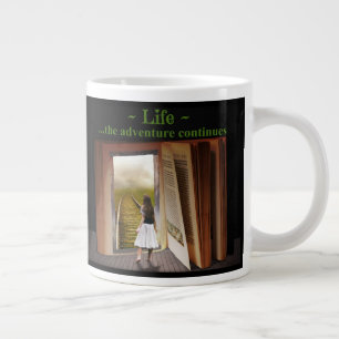Taza De Café Gigante La vida, la aventura continúa